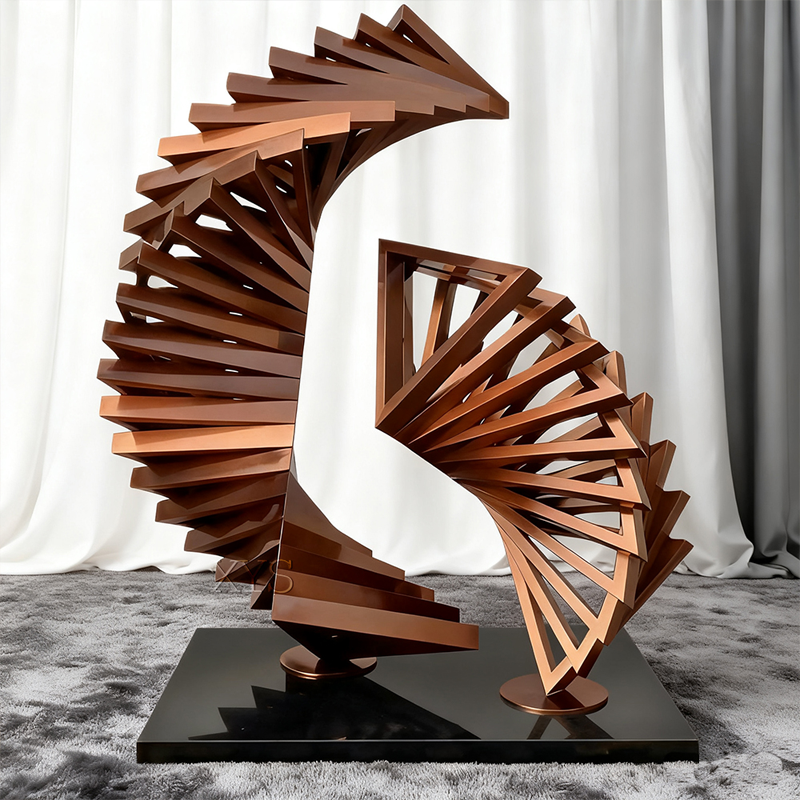 Sculptură în felie abstractă în spirală din bronz