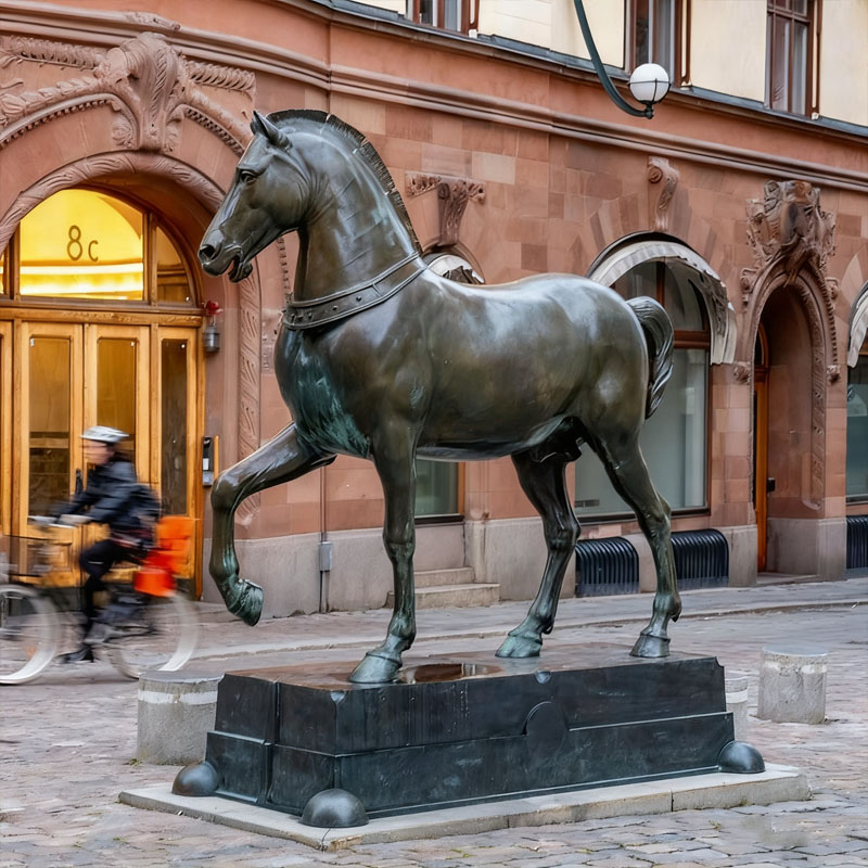 Donatello Bronze David: istorie, tehnică și ceea ce învață cumpărătorii moderni